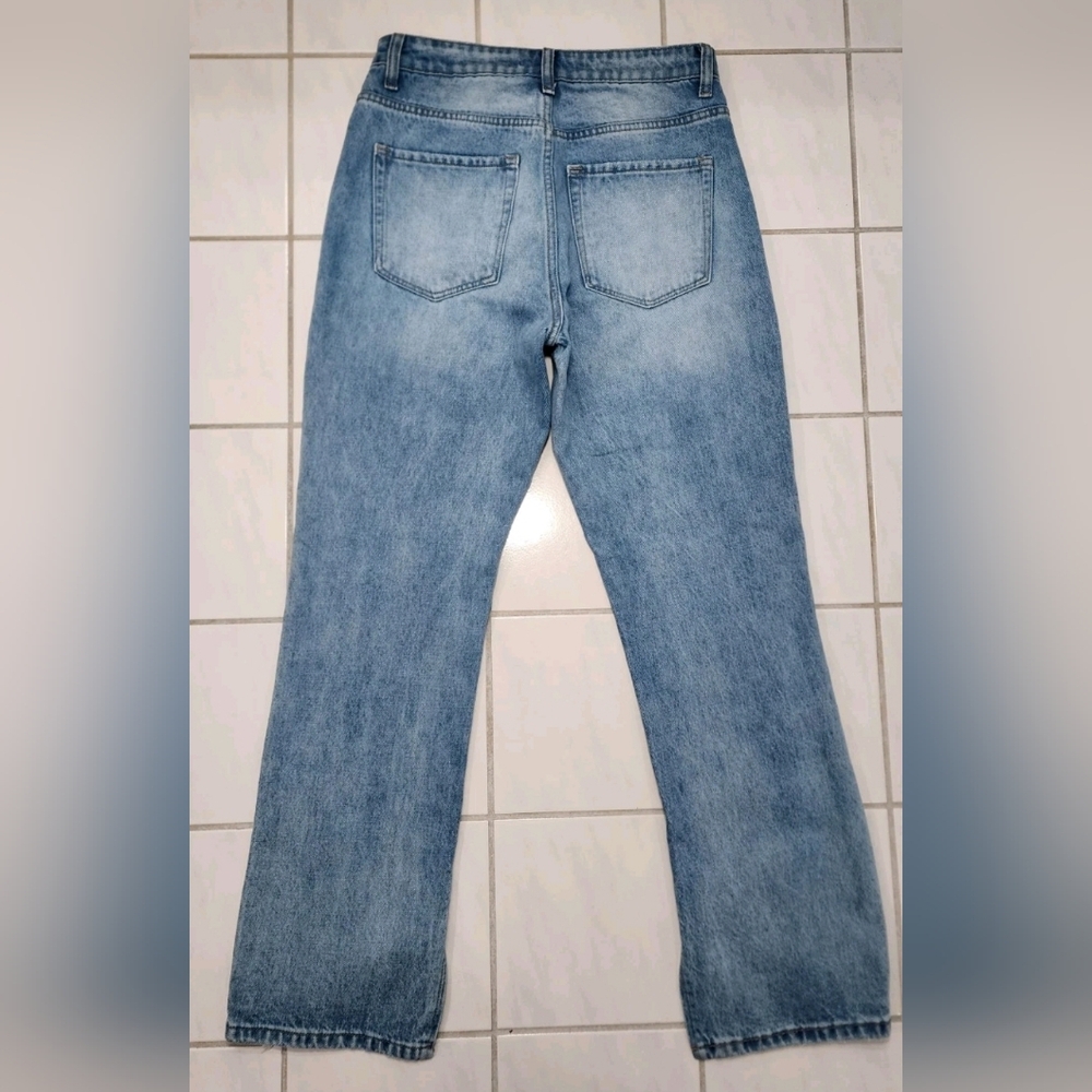 Denim Jeans Distressed With Cut-Out Bottom Straight Legs By Velvet Size 28 - Picture 3 of 3